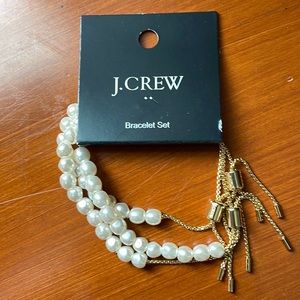 J. Bracelet set; pearls and gold. NWT